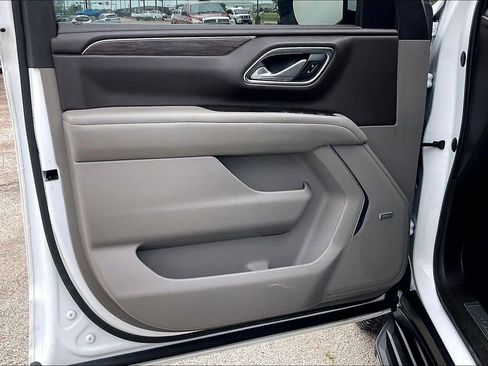 Used 2021 Chevrolet Tahoe LT RWD image 17