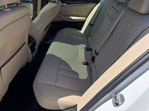 Used 2018 BMW 530i RWD image 20