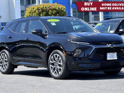 Used 2025 Chevrolet Blazer RS AWD/4WD image 1