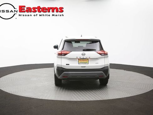 Used 2023 Nissan Rogue S AWD/4WD image 32