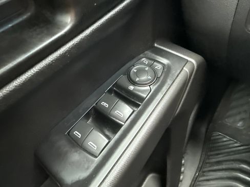 Used 2020 Chevrolet Silverado 1500 Custom Trail Boss w/ Custom Convenience Package AWD/4WD image 34