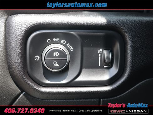 Used 2025 RAM 3500 Big Horn AWD/4WD image 24