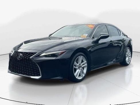 Used 2023 Lexus IS 300 w/ Comfort Package image 6