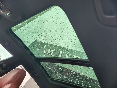 Used 2023 Audi SQ8 Prestige image 10