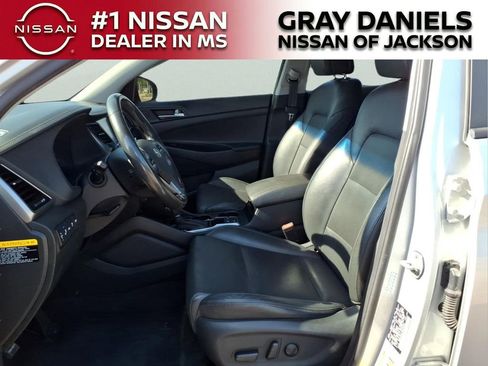 Used 2016 Hyundai Tucson Limited w/ Option Group 03 FWD image 23