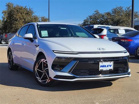 New 2026 Hyundai Sonata SEL image 1