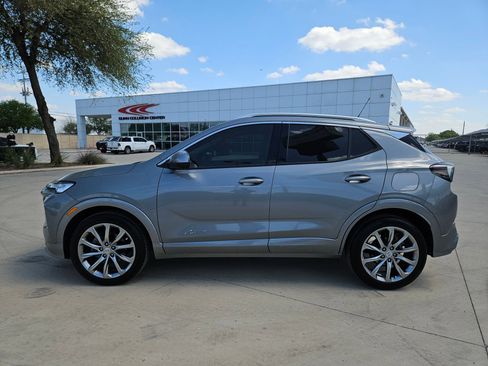 Certified 2025 Buick Encore GX Avenir w/ Avenir Technology Package image 6