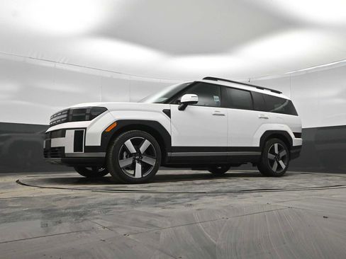 Certified 2026 Hyundai Santa Fe Limited AWD/4WD image 34