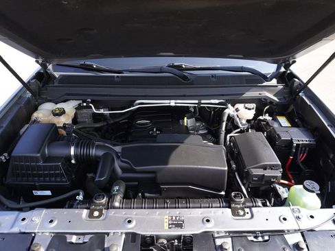 Used 2022 Chevrolet Colorado LT w/ Fleet Safety Package image 31