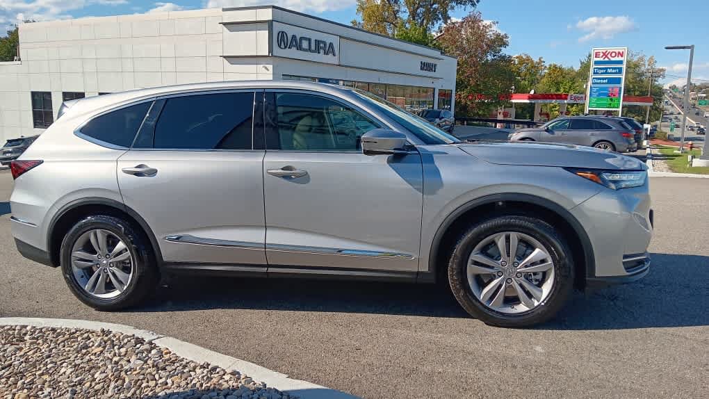 Used 2026 Acura MDX SH-AWD image 6