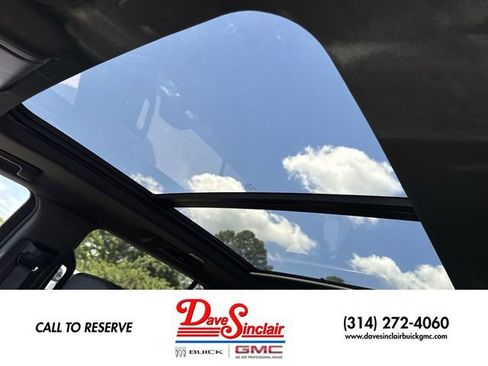 New 2026 GMC Yukon Denali w/ Sun & Power Step Package AWD/4WD image 22
