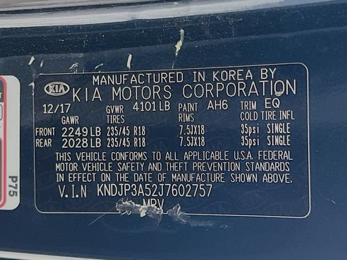 Used 2018 Kia Soul + FWD image 13
