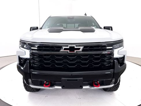 Used 2024 Chevrolet Silverado 1500 ZR2 w/ Technology Package AWD/4WD image 16