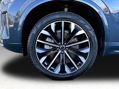 Certified 2026 Volvo XC90 B6 Plus w/ Protection Package Premier image 35