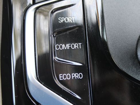 Used 2019 BMW 530i image 41