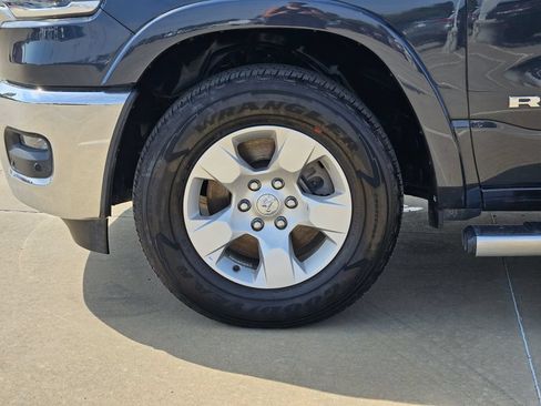Used 2025 RAM 1500 Big Horn AWD/4WD image 12