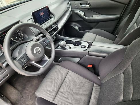 Used 2024 Nissan Rogue SV AWD/4WD image 7