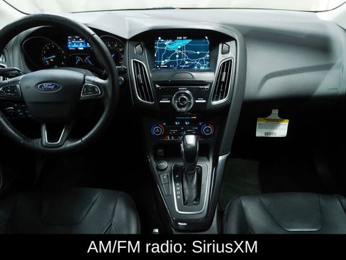 Used 2018 Ford Focus Titanium FWD image 3