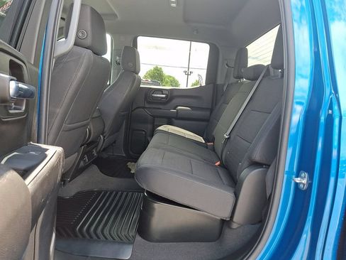 Used 2022 Chevrolet Silverado 1500 Custom AWD/4WD image 10