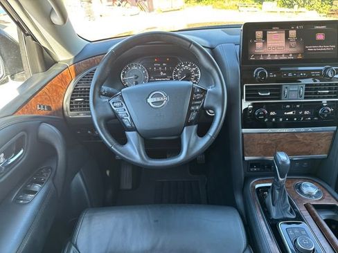 Used 2024 Nissan Armada SL w/ Captain's Chairs Package image 13
