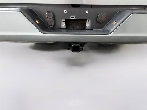 Used 2023 Chevrolet Silverado 1500 Custom AWD/4WD image 32