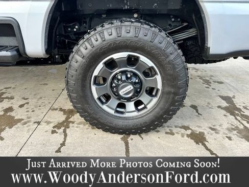 Used 2024 Ford F350 Platinum w/ Tremor Off-Road Package AWD/4WD image 7
