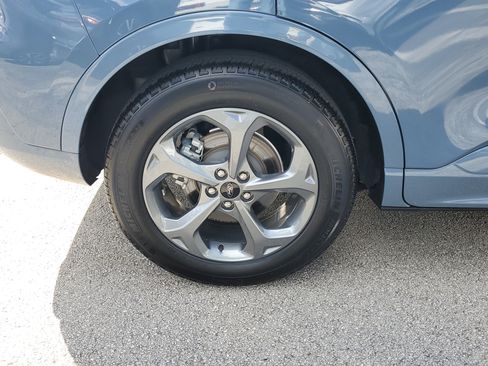 Used 2024 Ford Escape ST-Line w/ Tech Pack #1 image 7