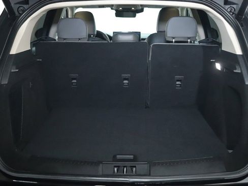 Used 2023 Lincoln Corsair FWD w/ Equipment Group 101A image 27
