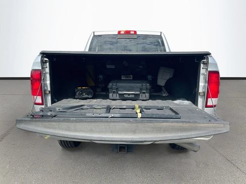 Used 2016 RAM 2500 Big Horn RWD image 25