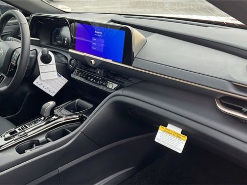 New 2026 Toyota Crown XLE image 31