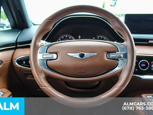 Used 2023 Genesis GV70 2.5T w/ Advanced Package AWD/4WD image 24