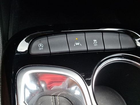 Used 2021 Buick Encore GX Select FWD image 25