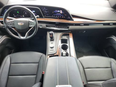 Used 2023 Cadillac Escalade ESV Luxury RWD image 31