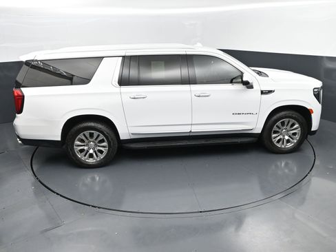 Used 2021 GMC Yukon XL Denali RWD image 33