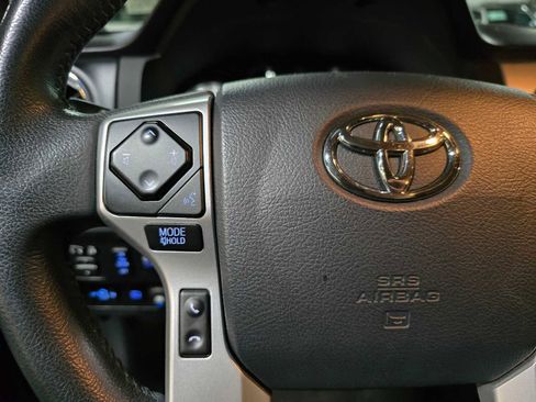 Used 2019 Toyota Tundra Platinum AWD/4WD image 26