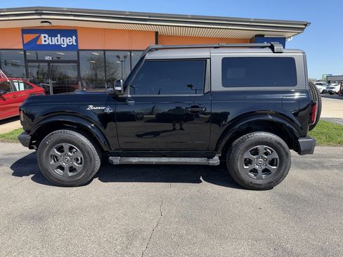 Used 2021 Ford Bronco Outer Banks image 2