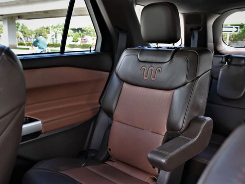 Used 2022 Ford Explorer King Ranch w/ Class IV Trailer Tow Package image 27