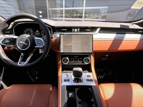 New 2026 Jaguar F-PACE R-Dynamic S AWD/4WD image 5