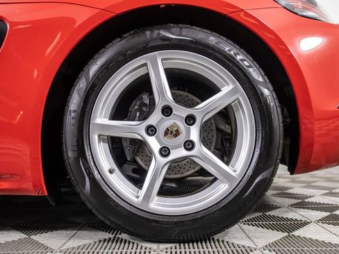 Used 2017 Porsche 718 Boxster RWD image 42