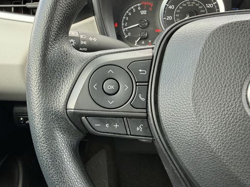 Certified 2022 Toyota Corolla LE image 25