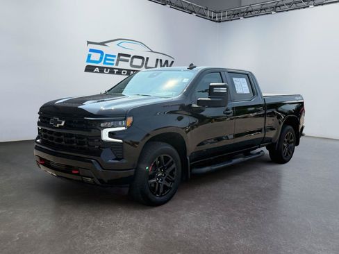 Used 2024 Chevrolet Silverado 1500 RST w/ Redline Edition AWD/4WD image 7