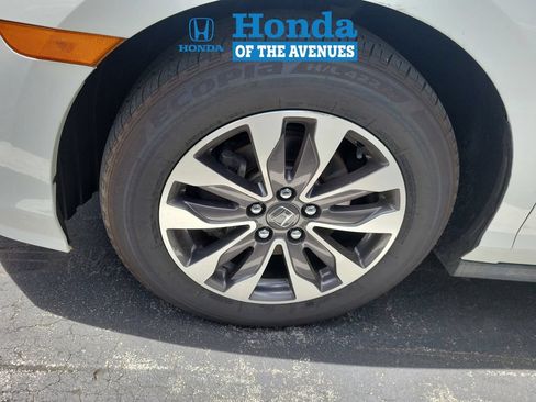 Used 2021 Honda Odyssey EX-L image 4