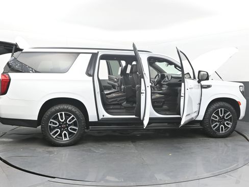 Used 2021 GMC Yukon XL AT4 w/ AT4 Premium Plus Package AWD/4WD image 46