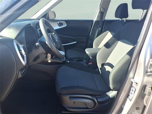 Used 2023 Kia Soul LX w/ Option Group 015 image 24