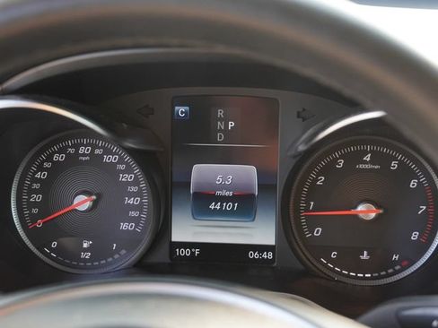 Used 2019 Mercedes-Benz GLC 300 image 32