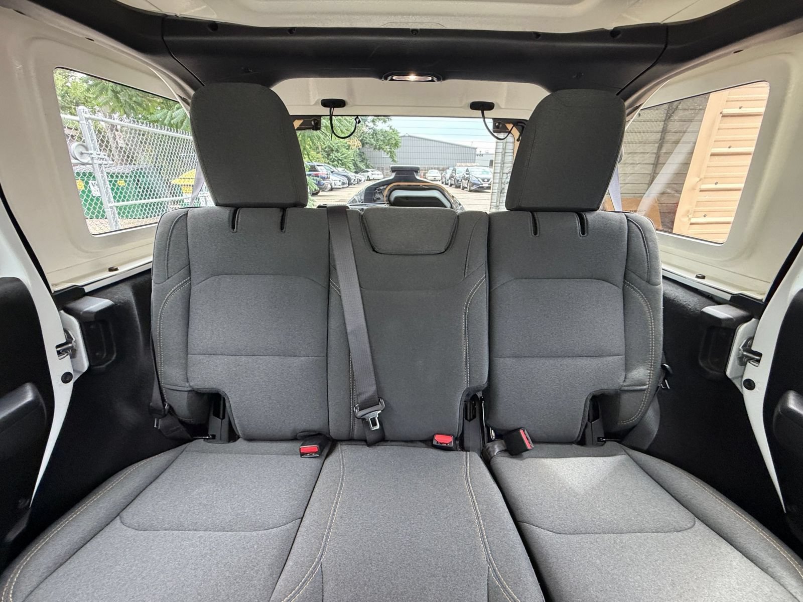 Used 2025 Jeep Wrangler Unlimited Sport AWD/4WD image 36