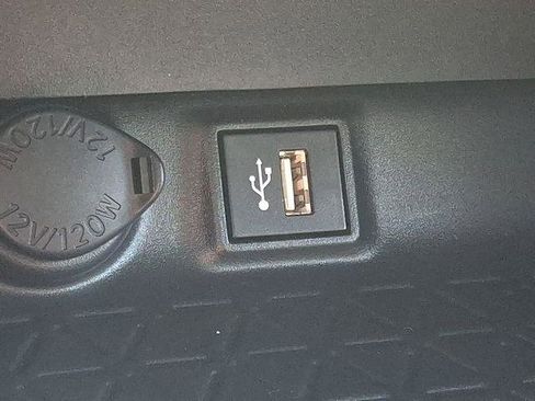 Certified 2025 Toyota RAV4 LE image 23