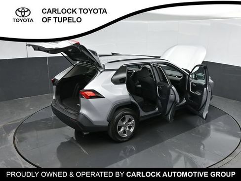 Used 2022 Toyota RAV4 XLE AWD/4WD image 35