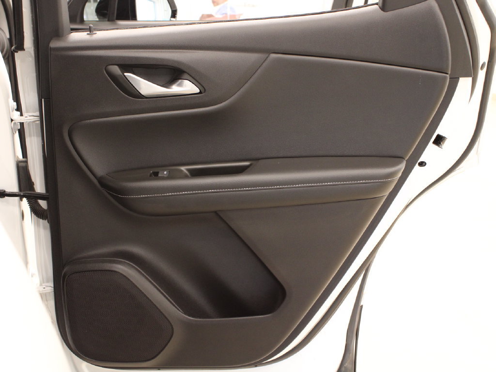 Used 2024 Chevrolet Blazer LT w/ Sound & Technology Package FWD image 36