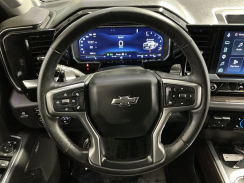 Used 2024 Chevrolet Silverado 1500 LT Trail Boss w/ Convenience Package II AWD/4WD image 17